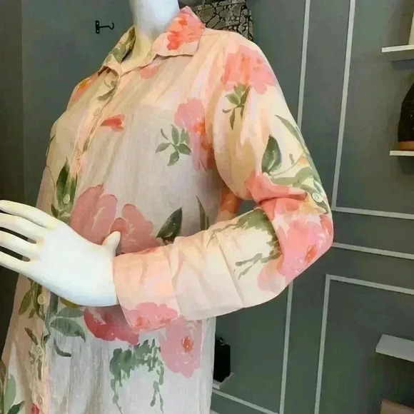 Plum Pretty Sugar - Picture 3 of 11